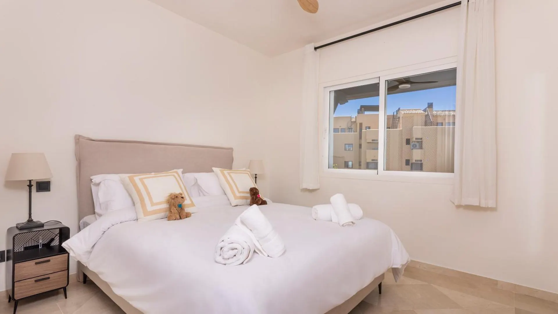 2 Bedroom 2 Bathroom Penthouse Apartment Estepona