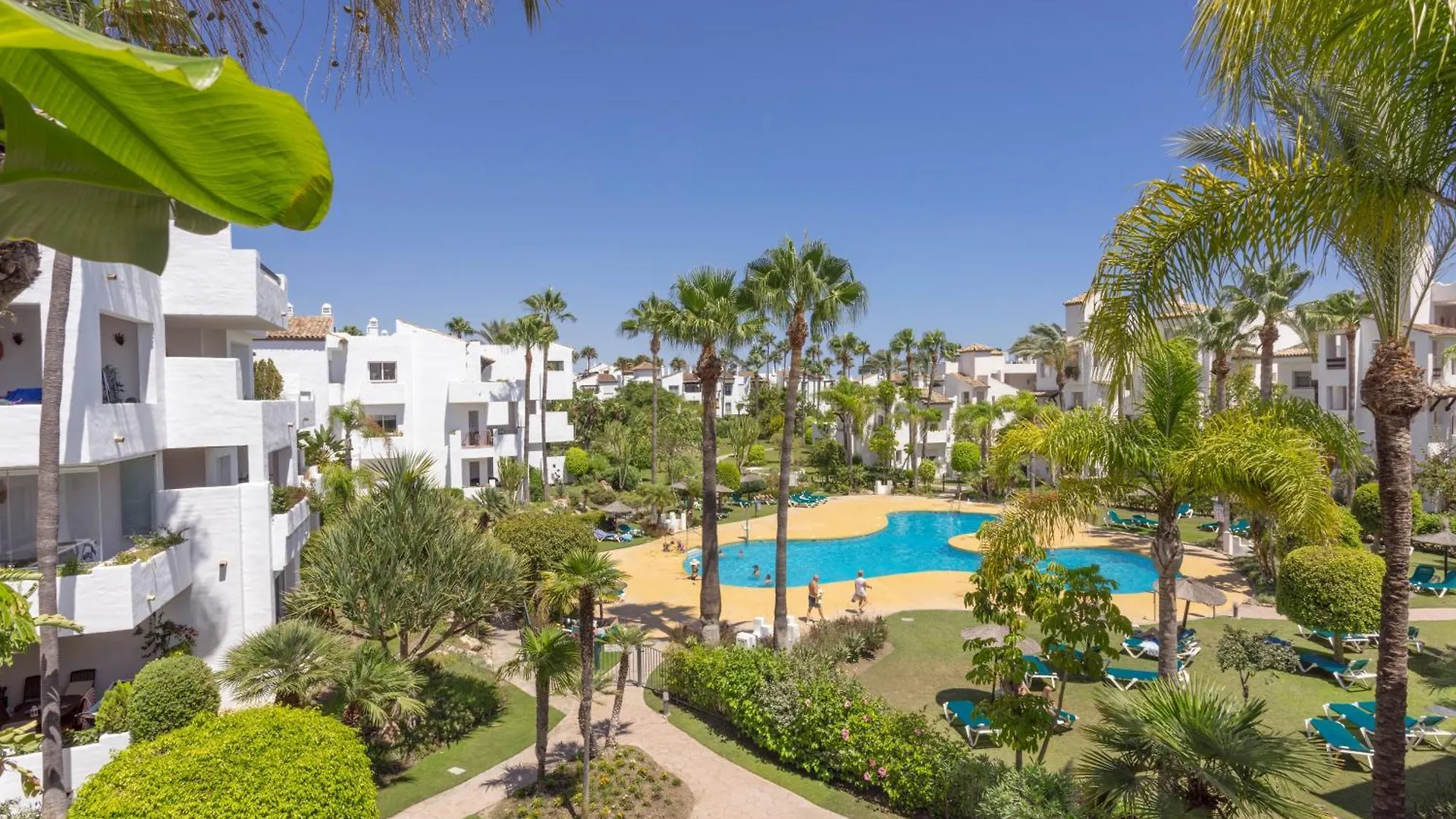 2 Bedroom 2 Bathroom Penthouse Apartment Estepona