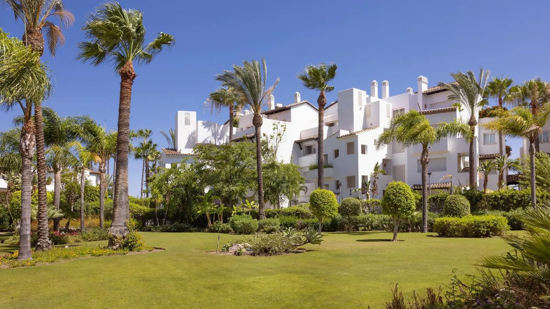 2 Bedroom 2 Bathroom Penthouse Apartment Estepona Spain